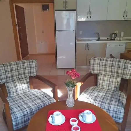 Aparthotel Arf & & Suits