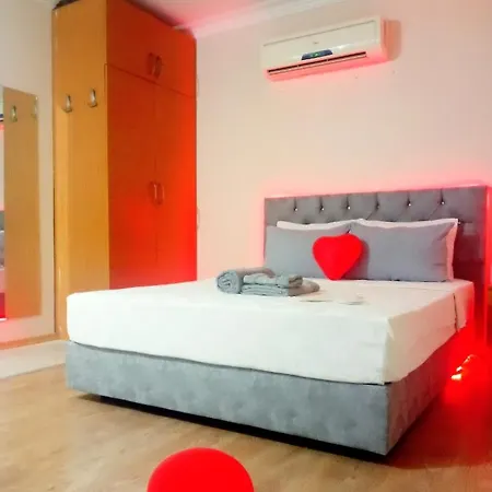 Aparthotel Arf & & Suits *